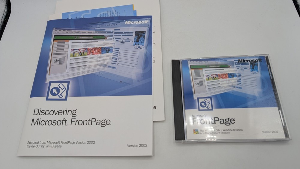 Microsoft Front Page 2002 CD-ROM Software Windows Web Site Creation Read*