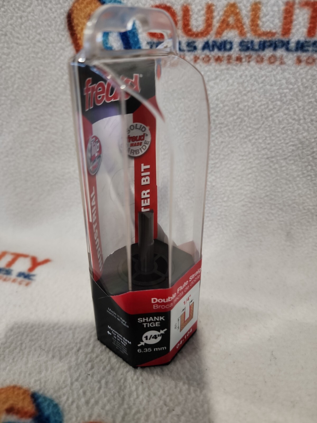 NEW FREUD 04-104 1/4" DOUBLE FLUTE STRAIGHT ROUTER BIT 1/4" SHANK