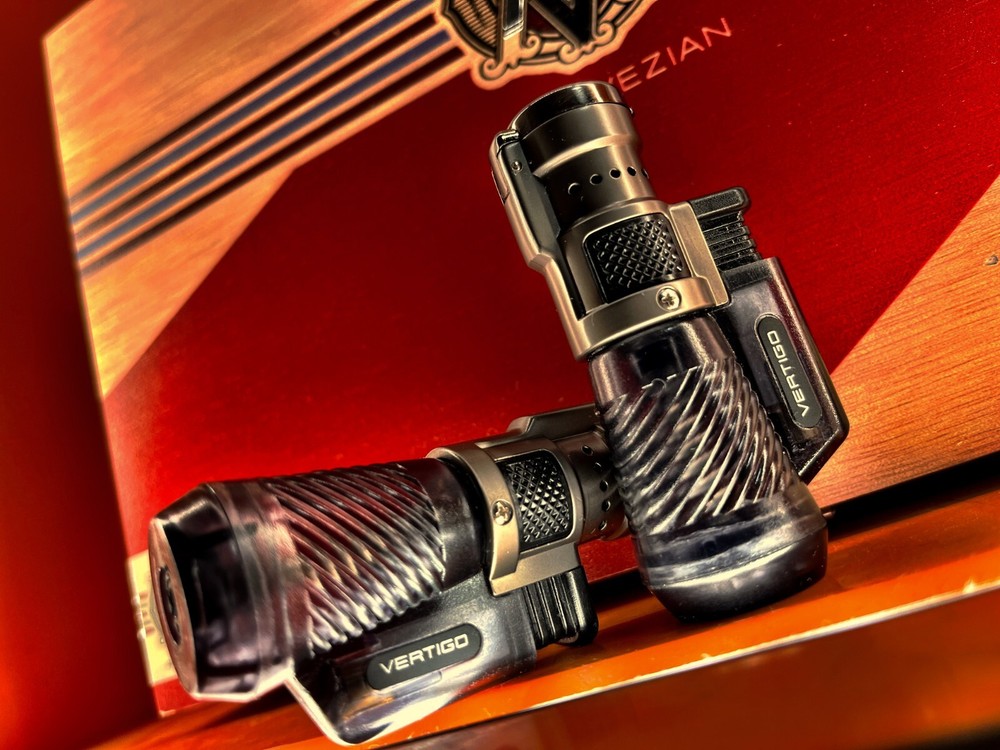 Vertigo Cyclone - Triple Torch Lighter - Charcoal