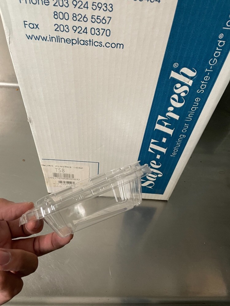 Safe T Fresh Tamper Evident 8 OZ Plastic Clear Hinged Disposable Container