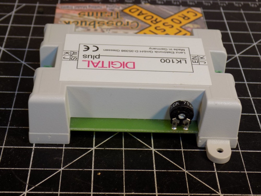 HO/N LENZ LK 100 Digital Plus Reverse Loop Module 5amp (121538)