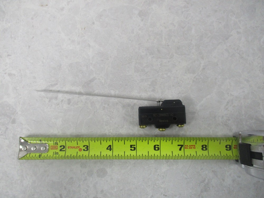 HONEYWELL BZ-2RW863-A2, LARGE BASIC SWITCH, 15A, XA0033