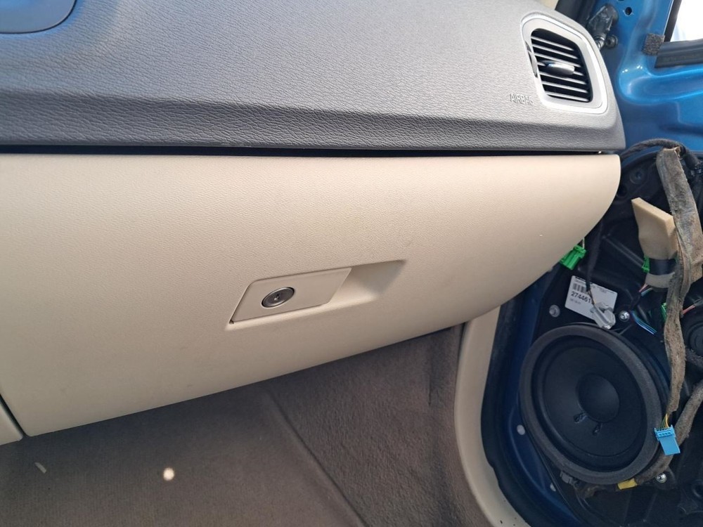 S60       2014 Glove Box 4848861