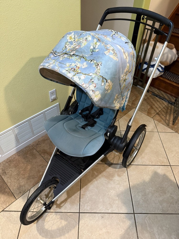 Bugaboo Bee 3 and Bugaboo Runner