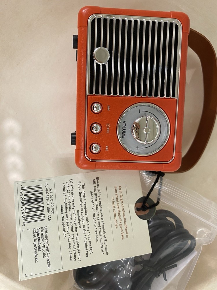 Radio Mini Retro Style Bluetooth Stereo Speaker Wireless USB Audio Rascal Flatts