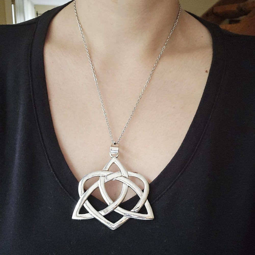 New Oversized Silver Celtic Knot Necklace