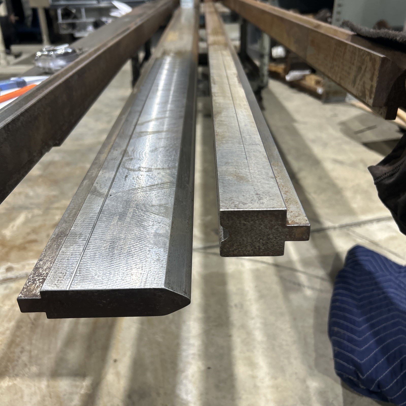 4’-16’Set Of 60 Degree Air Forming Brake Press Punch And Die. 3/16” Radius, 1/2”