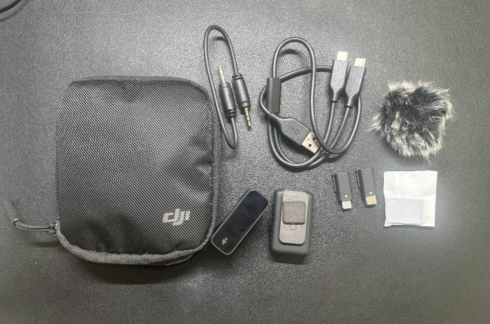 Mini Mic DJI (1 TX + 1 RX) Wireless Microphone System Wind Screen All Included