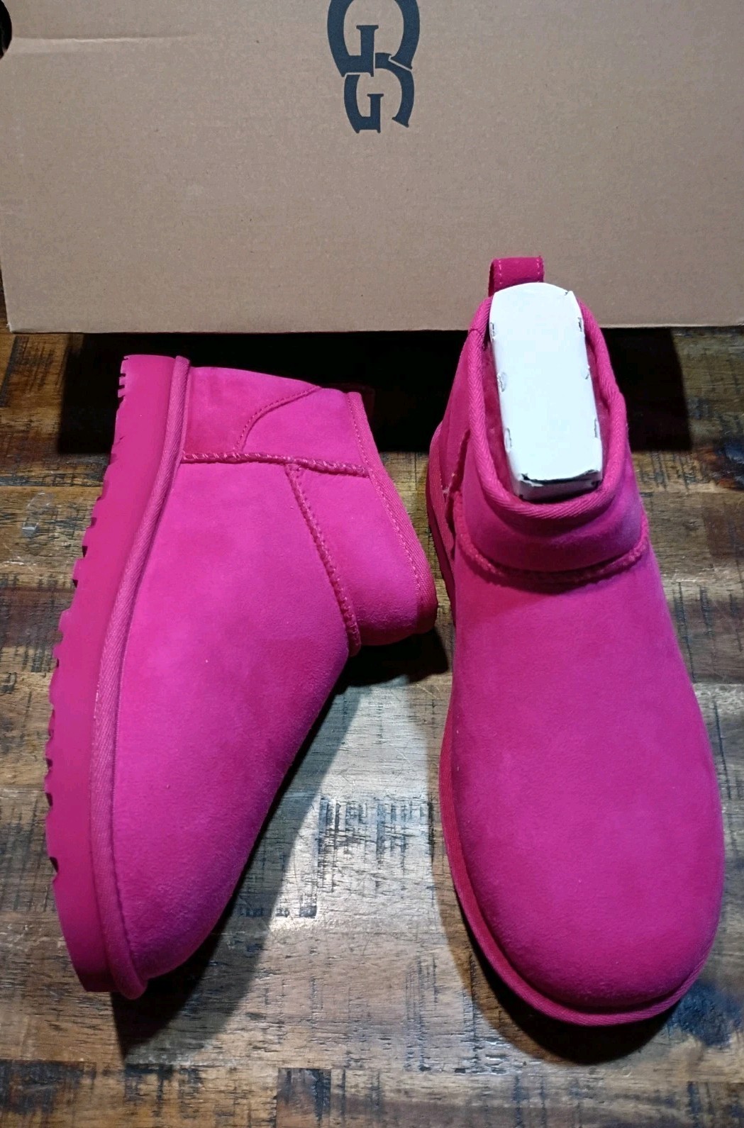 Women's UGG Classic Ultra Mini Suede Boots Dark Peony Size 10 New