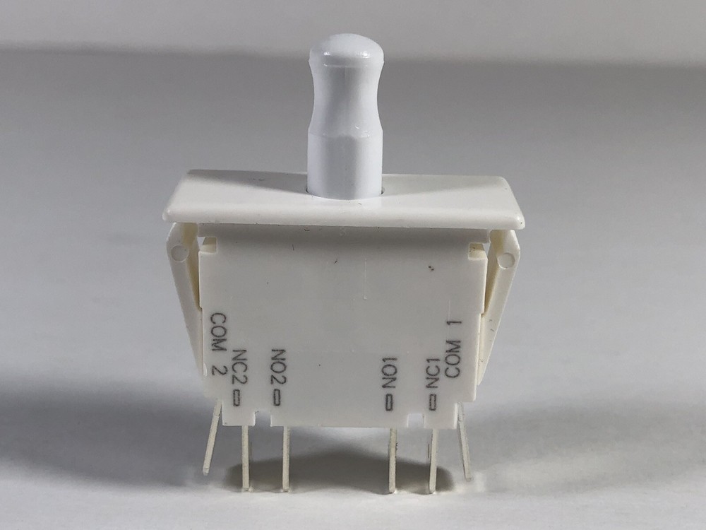 NEW ZF CHERRY E75 PUSHBUTTON INTERLOCK SWITCH 16A 1/3-HP 125/250 VAC SNAP MOUNT