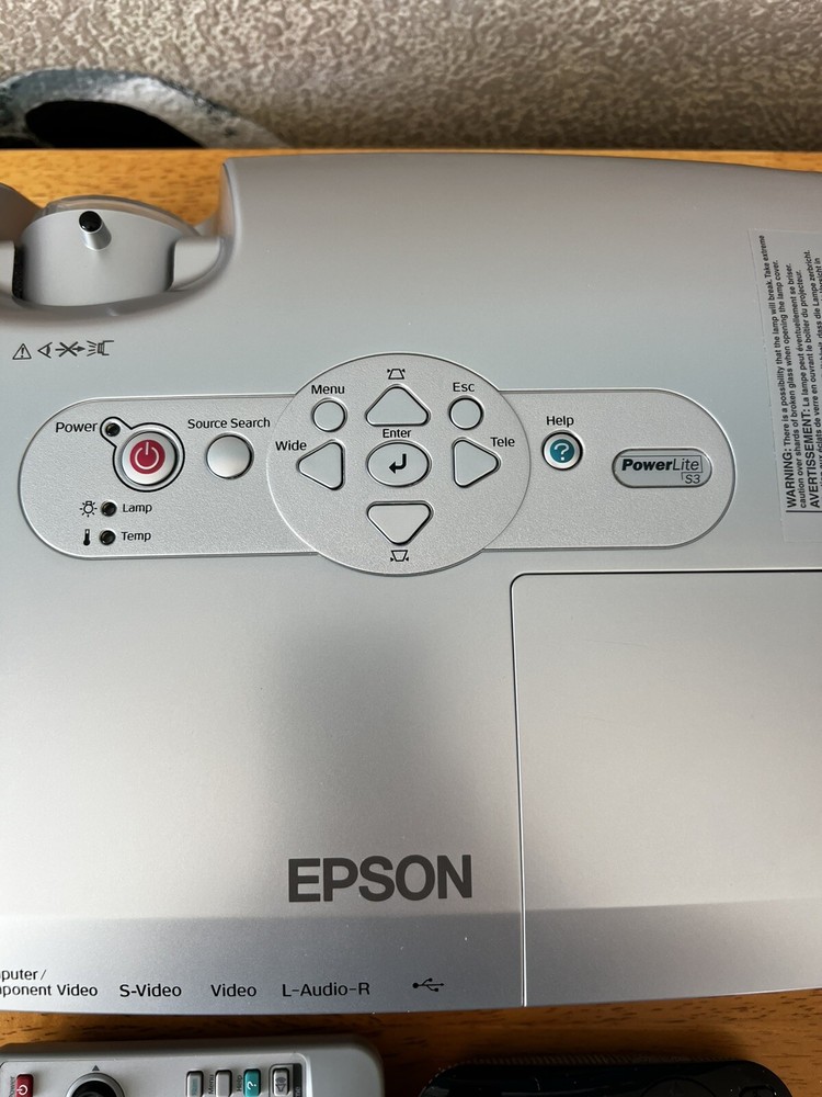 LCD Projector Epson EMP-S3 with Soft Case, Remote & Laser Pointer Tested