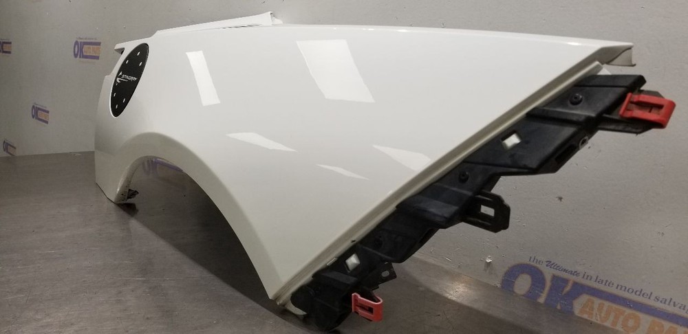 14 CHEVY CORVETTE C7 COUPE QUARTER PANEL LEFT DRIVER WHITE
