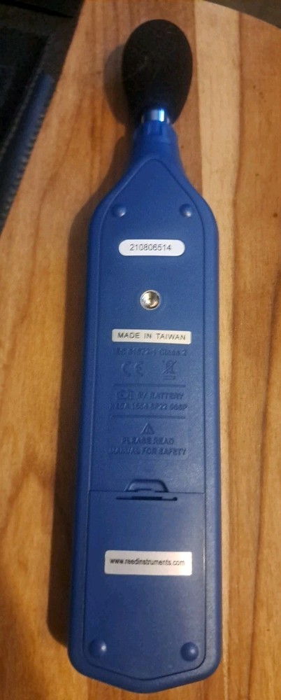 Reed Instruments R8060 Sound Level Meter Digital Analog Bargraph