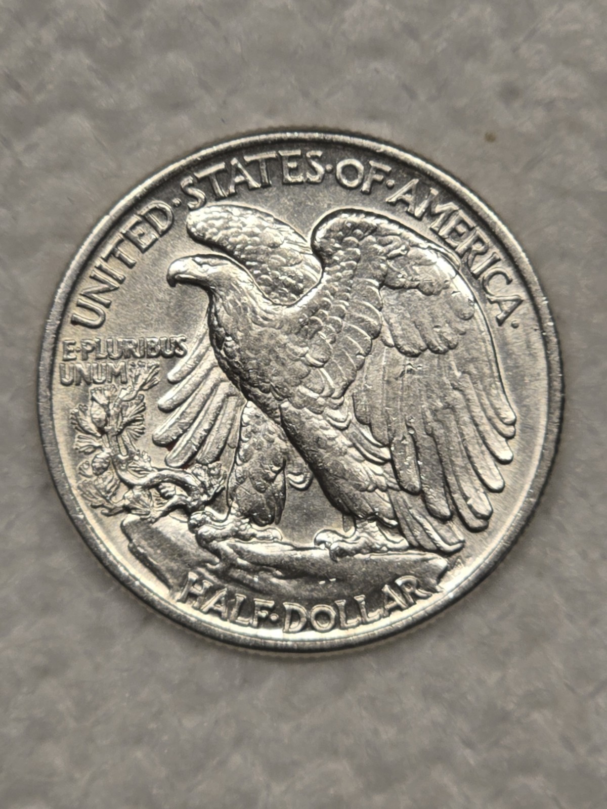 1945 50C Liberty Half Dollar BU Condition PROBLEM FREE COIN "Sunburst" FS-401🔥