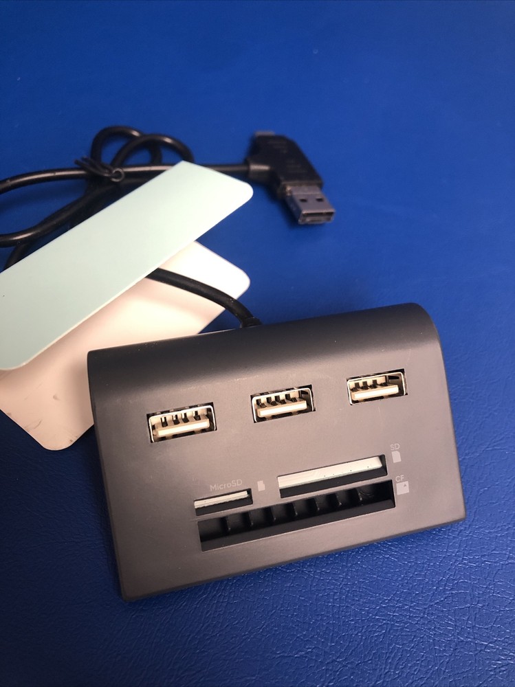 Keep Onn Multi-Port USB Hub CompactFlash Card Reader 100014097