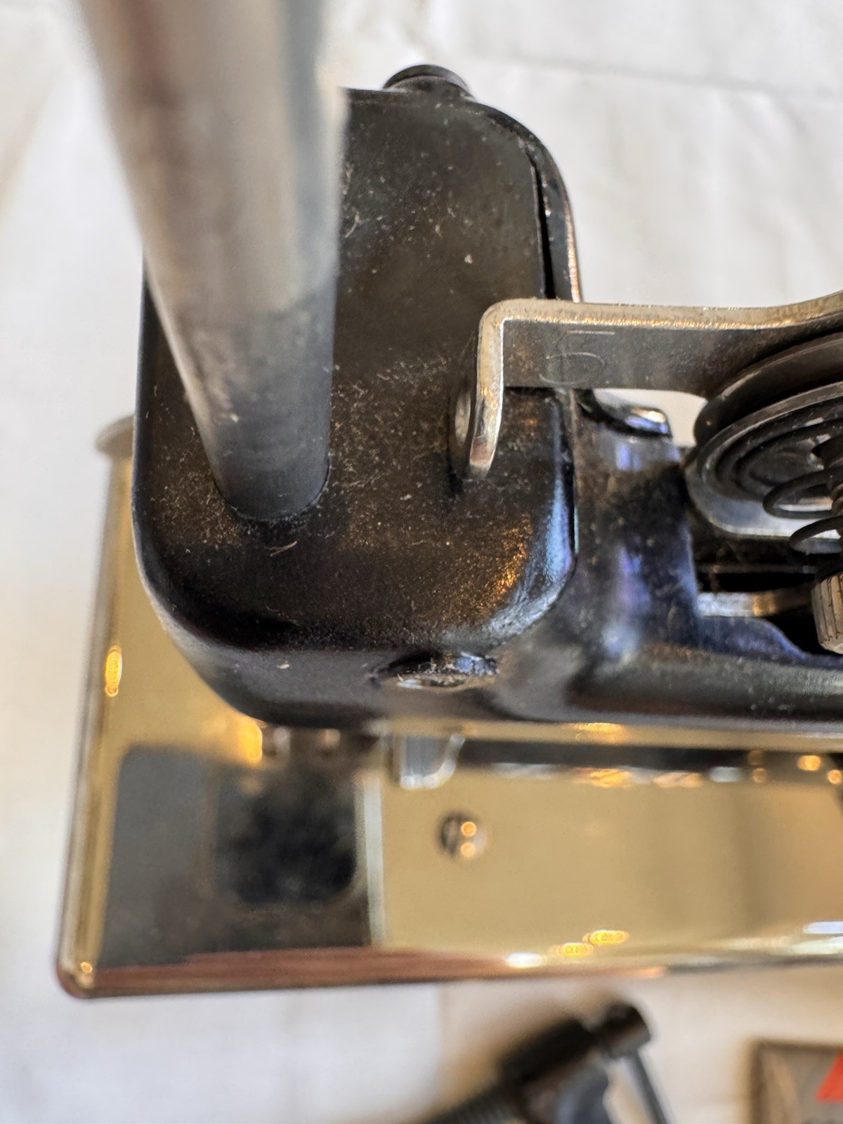 Singer Sewhandy Model 20 Child’s Sewing Machine with clamp & orig box