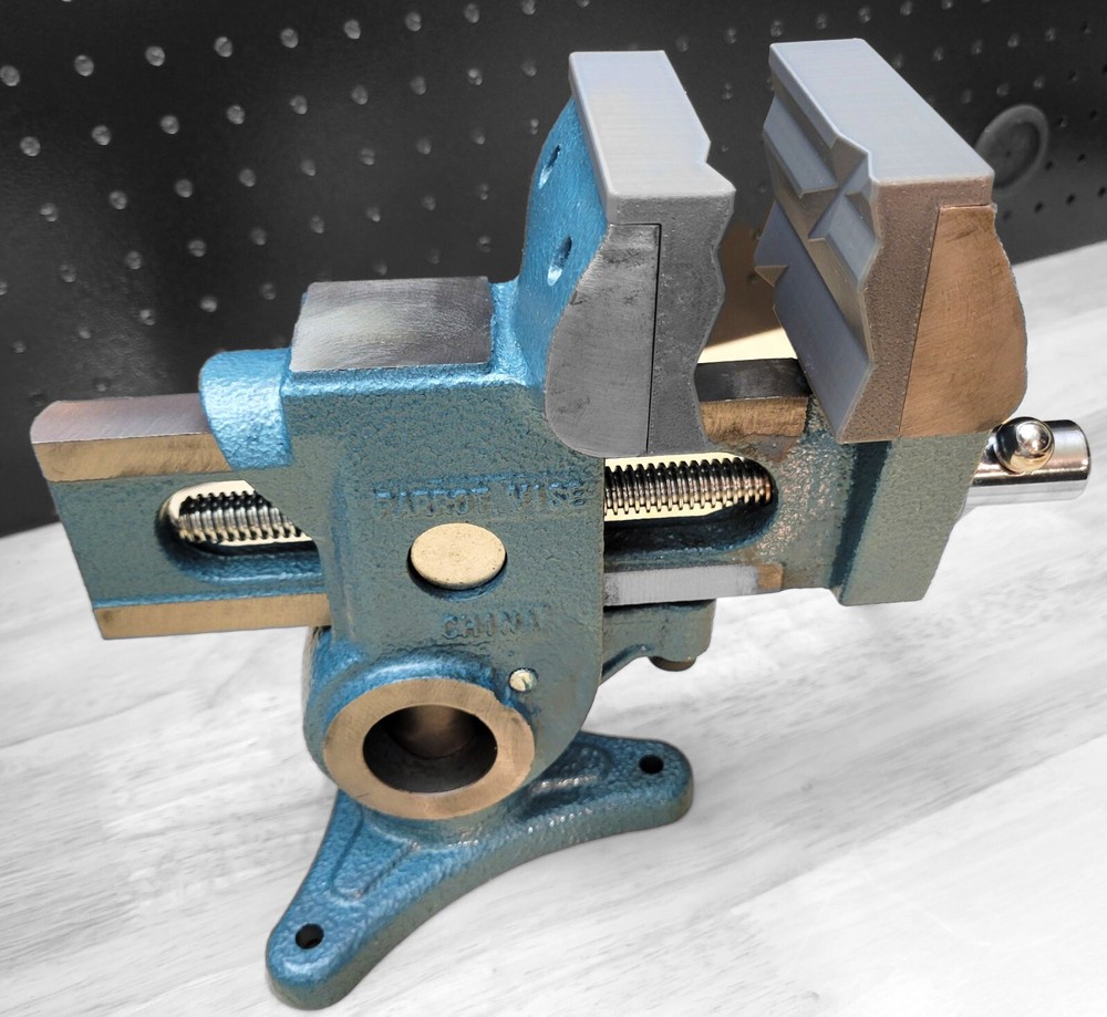 Parrot Vise Jaw Rod Covers