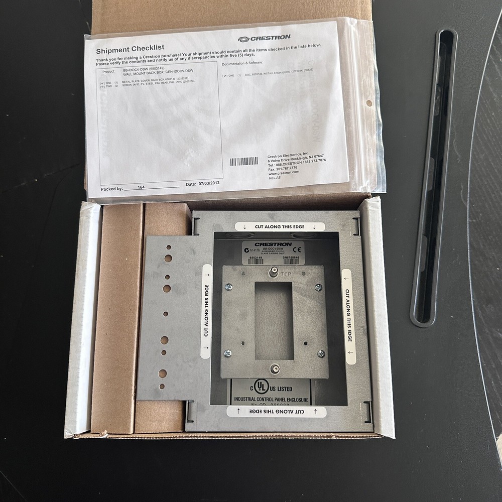 Crestron BB-IDOCV-DSW (open box) AW9-373
