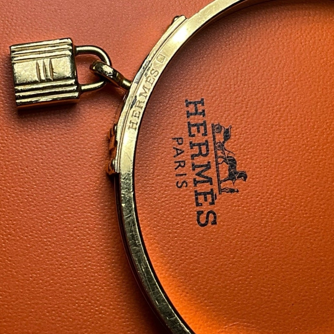 105. Hermes Lizard Kelly Lock Black & Gold Bangle
