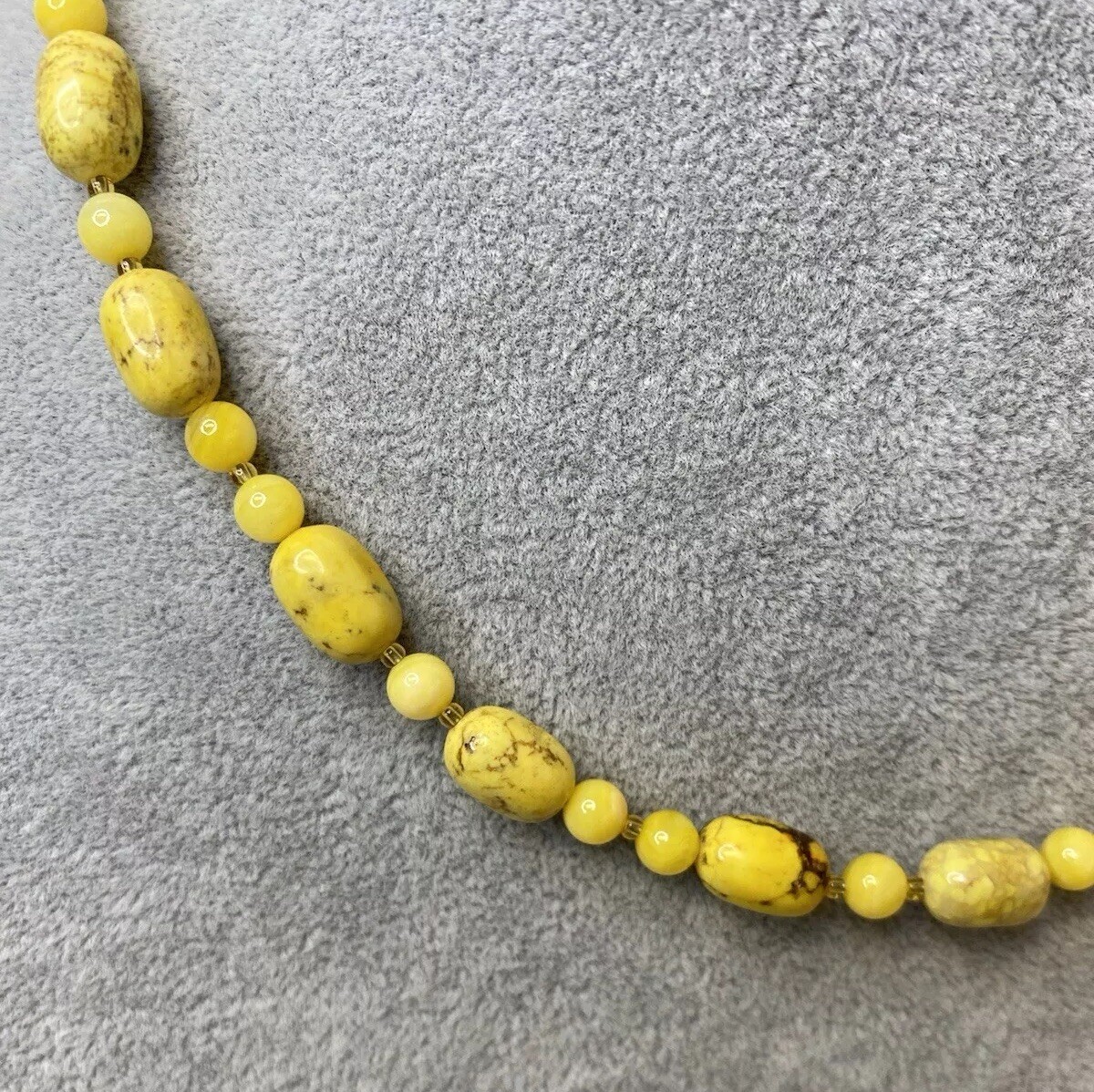 Yellow Stone Howlite Magnesite Calcite Beaded Necklace, Bracelet & Earrings Set