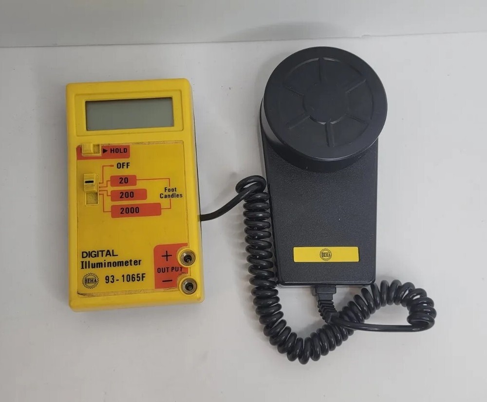 GREENLEE Yellow Digital Illuminometer Light Meter Model #93-1065, With Case