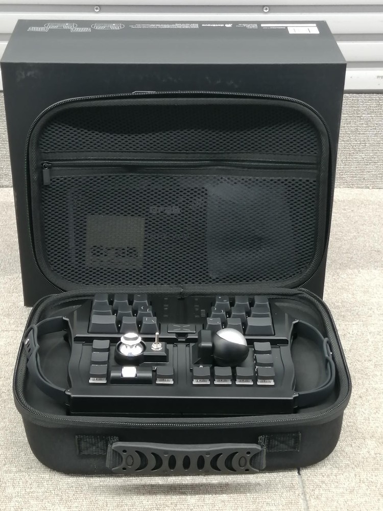 DOTBRAVO GRABSHELL Model GRABSHELL DOTBRAVO