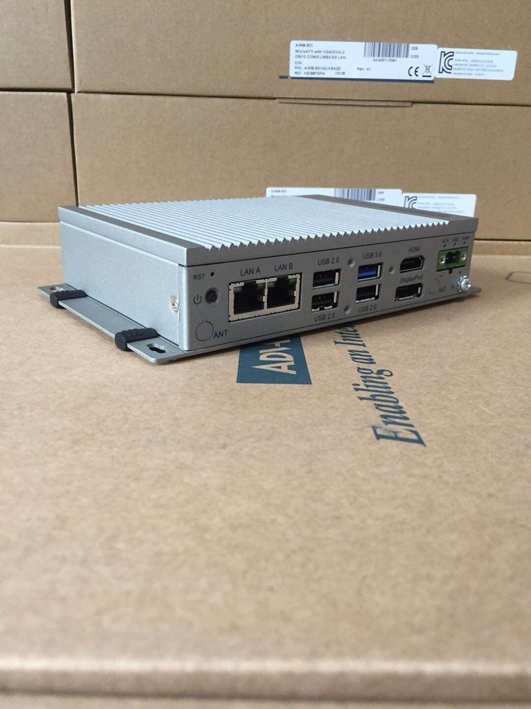 NEW ORIGINAL ADVANTECH CONTROLLER UNO-2372G-J021AE