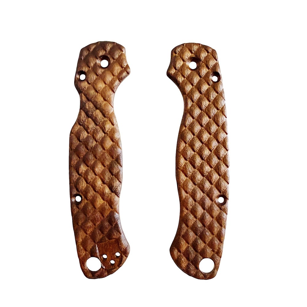 Dragonscale walnut scales for Spyderco Paramilitary 2
