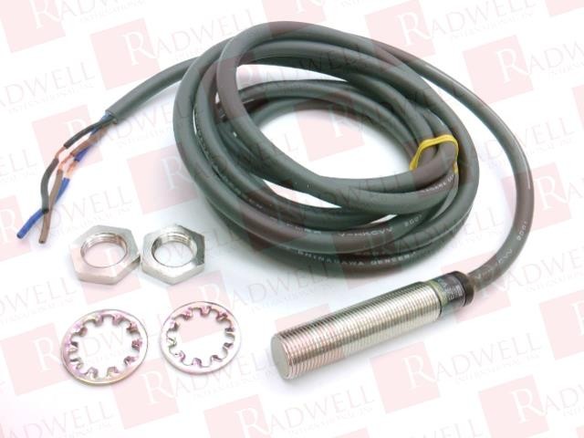 OMRON E2EVX2B1 / E2EVX2B1 (NEW IN BOX)