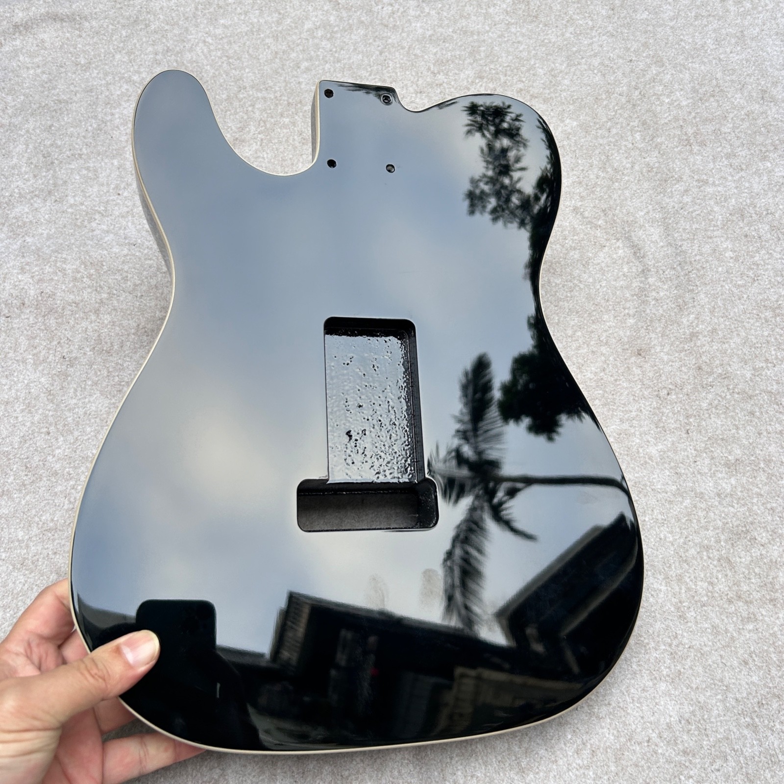 Guitar Body Tele Alder wood HH black 4.95 LBS Tremolo Bridge