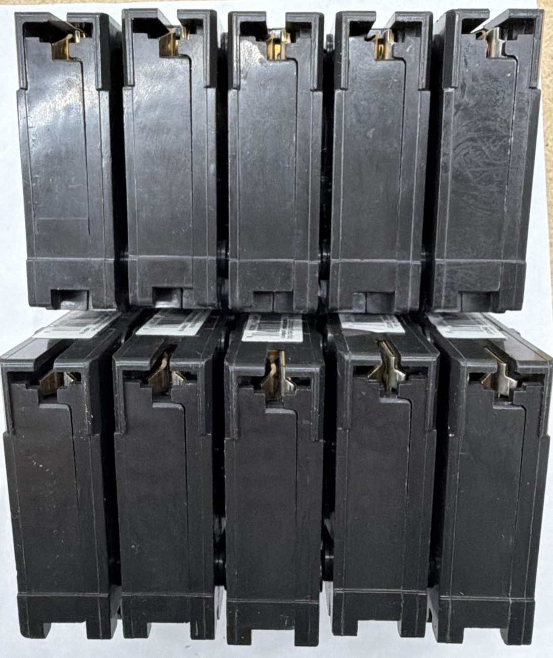 10 PCS Eaton BR120 - 20A Circuit Breaker