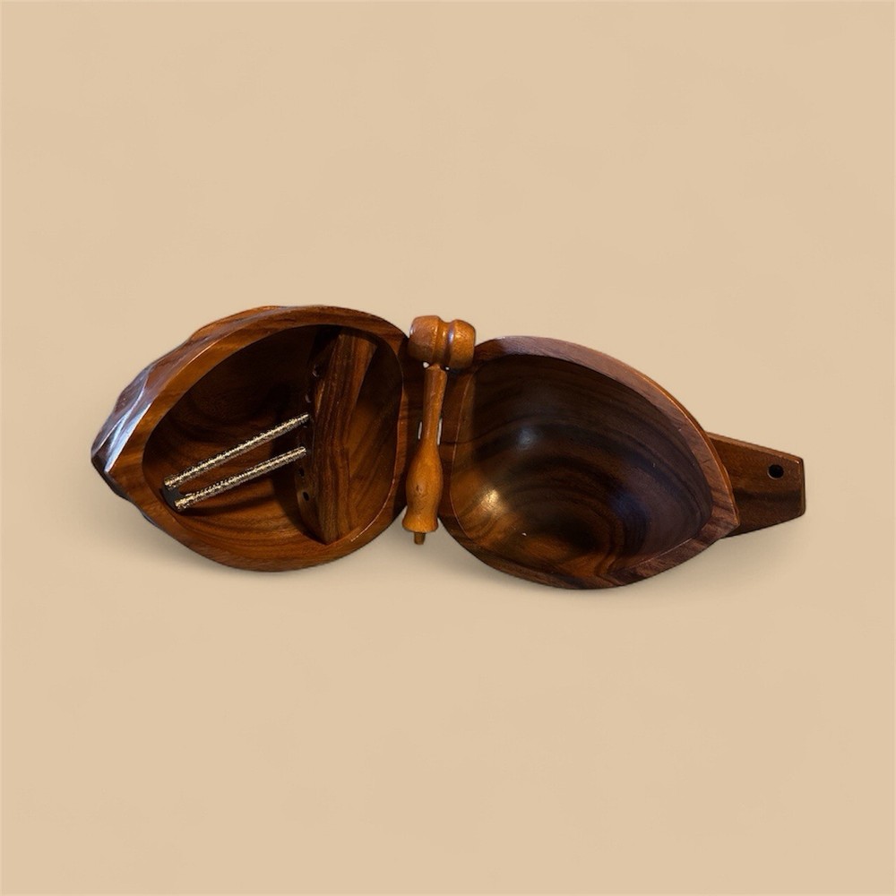 Vintage Extra Large Walnut Shape Nut Bowl Nutcracker