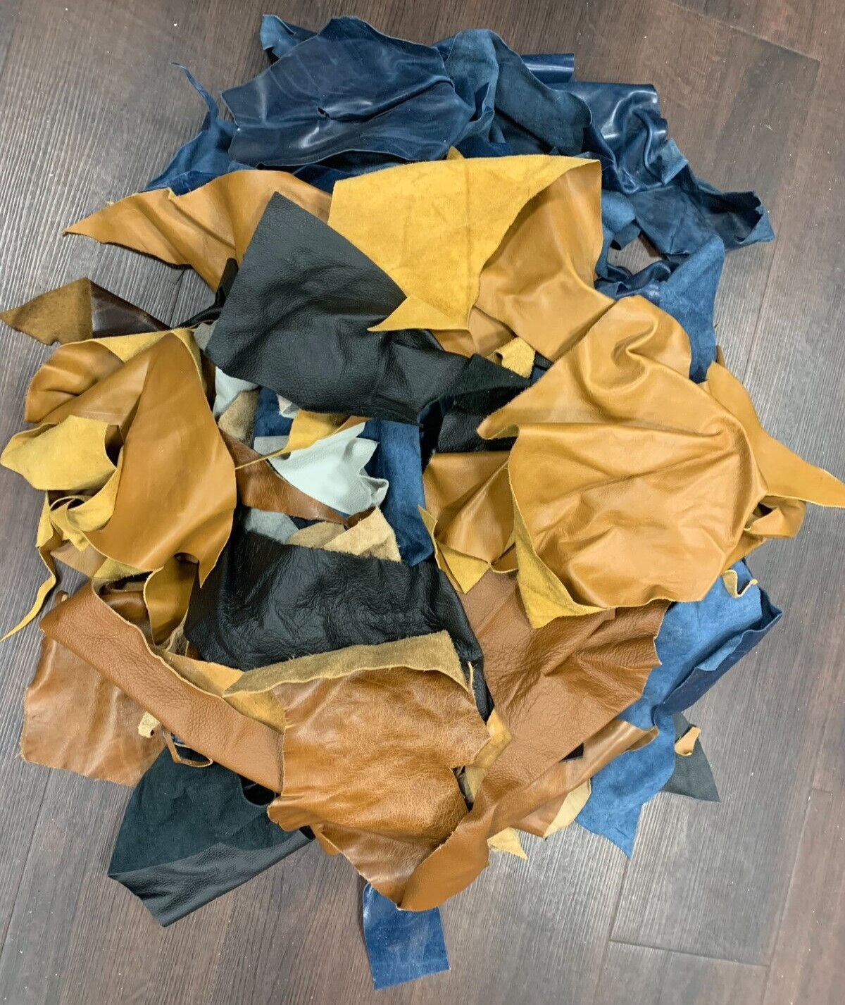 10 lb Box Mixed Colors Cowhide Remnants Scrap Leather Pieces Free Shipping