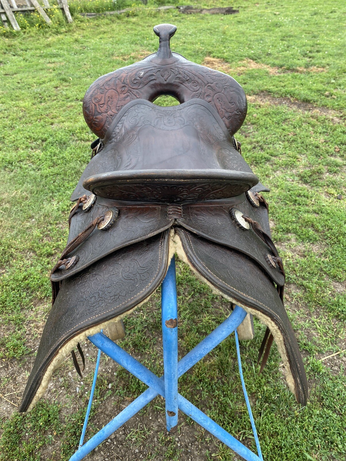 Antique Heiser Denver tooled leather 16 " slick seat wide fork Western saddle
