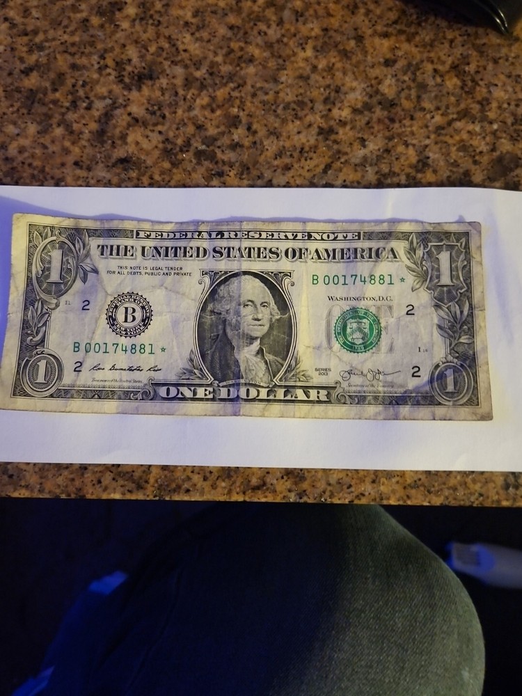 Rare 2013 $1 bill With Serial Number star B Note