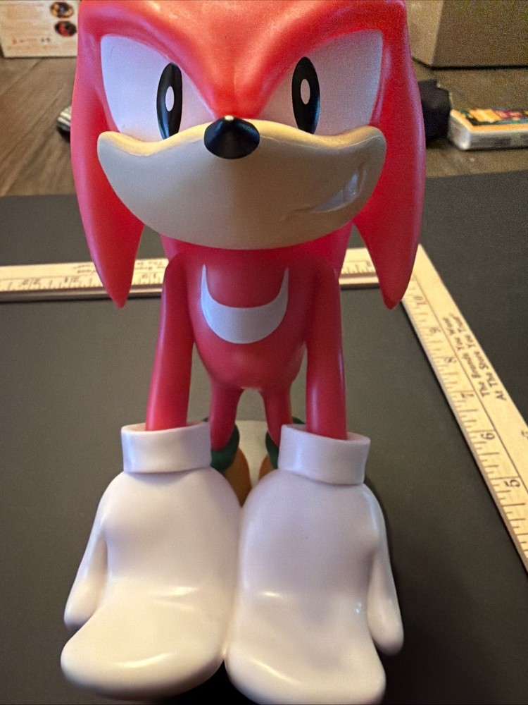 Sonic The Hedgehog Knuckles Cable Guy Controller Holder USED