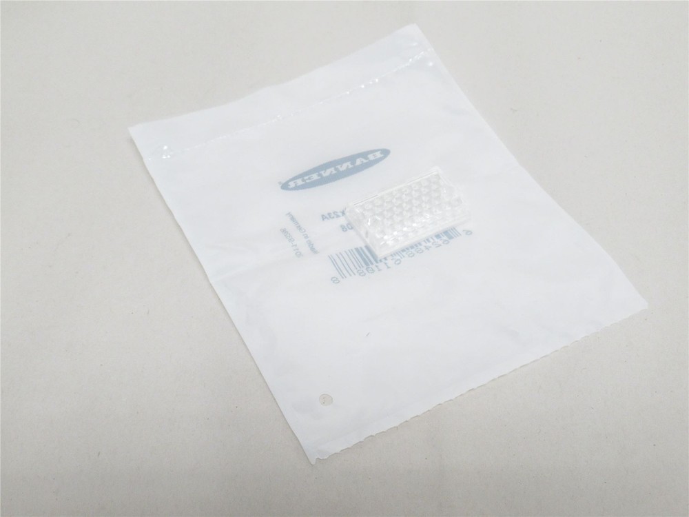 243554 New-No Box; Banner 61108 Retroreflective Target 40mm x 23mm; Rectangular