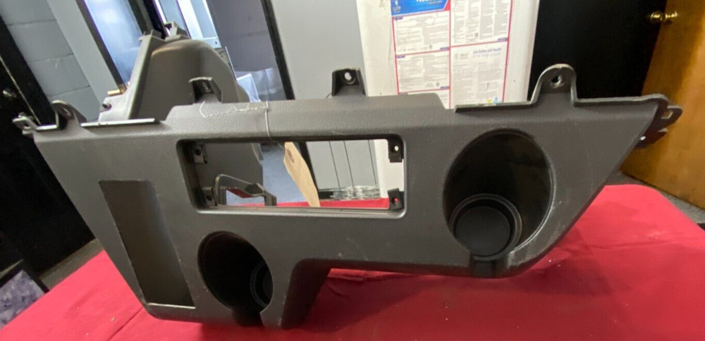 TRIM PANEL Freightliner ASM, CUP - FIXED, CENTER, SHIFT, CONSOLE A22-76496-001