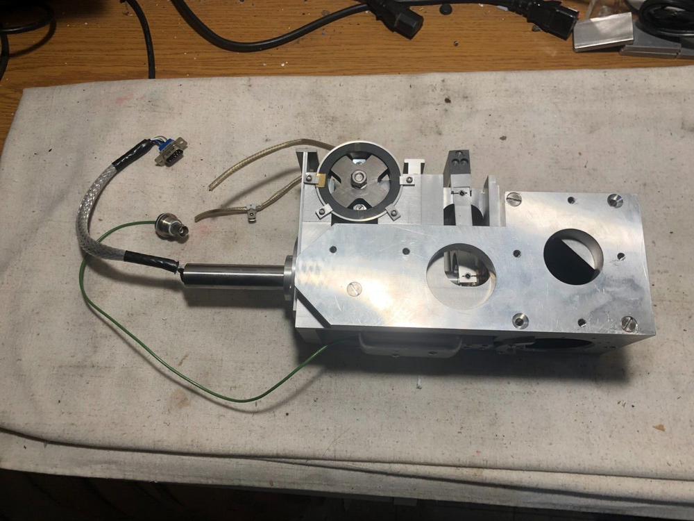 Military Laser Schaevitz Eng Linear Variable Differential Transformer & Mount