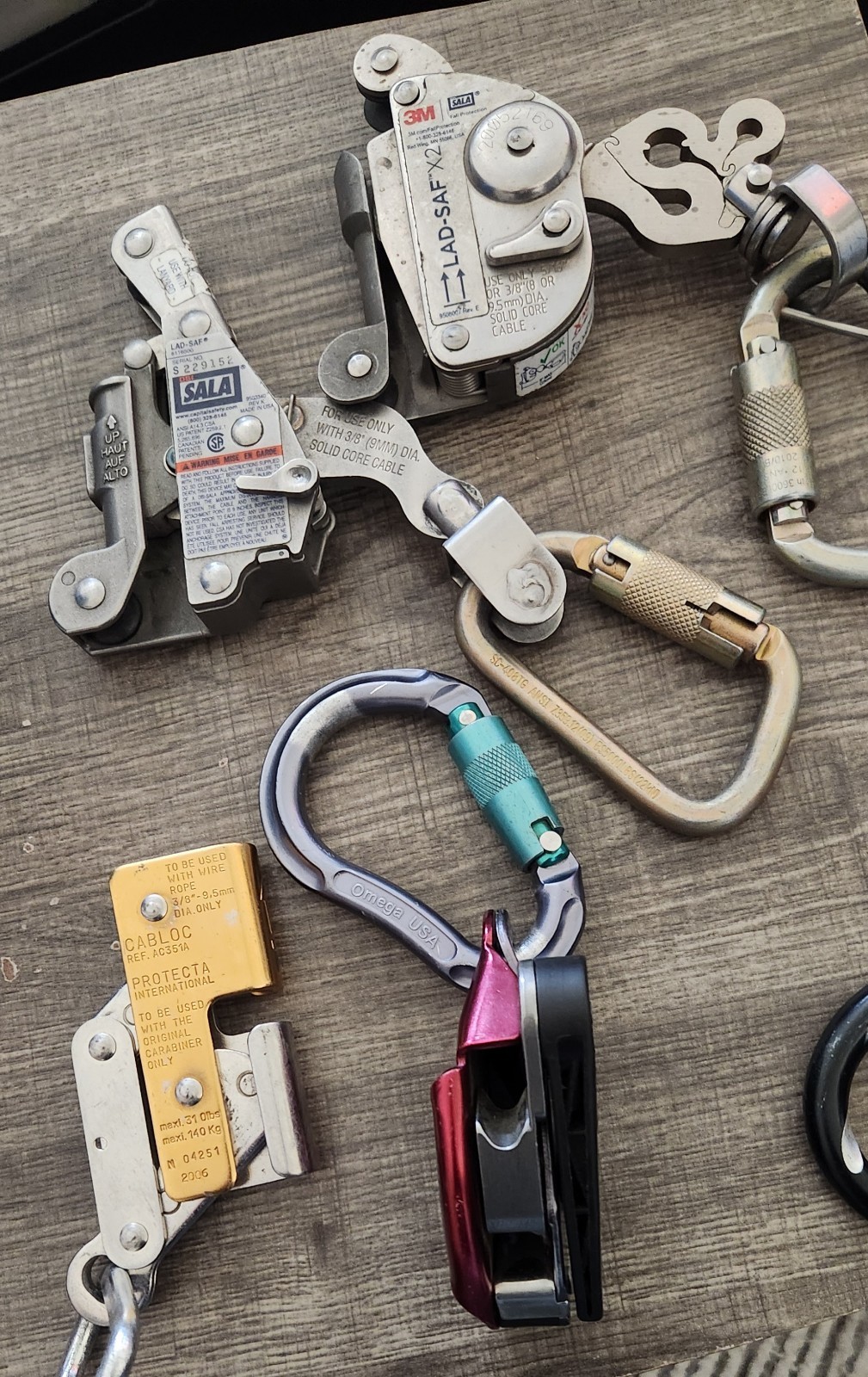 DBI Sala Lad Safe X3 Detachable Cable Ladder for Travel All Items Pictured Incl.