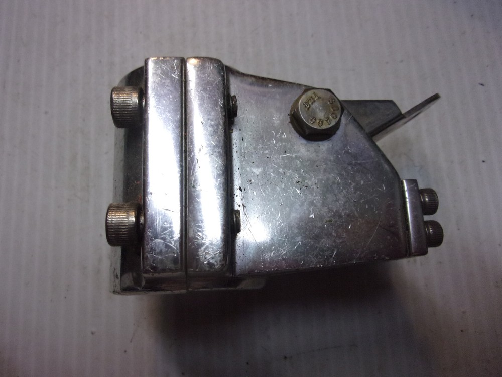 RUPP MARINE OUTRIGGER locking coupler 1-1/4" ID