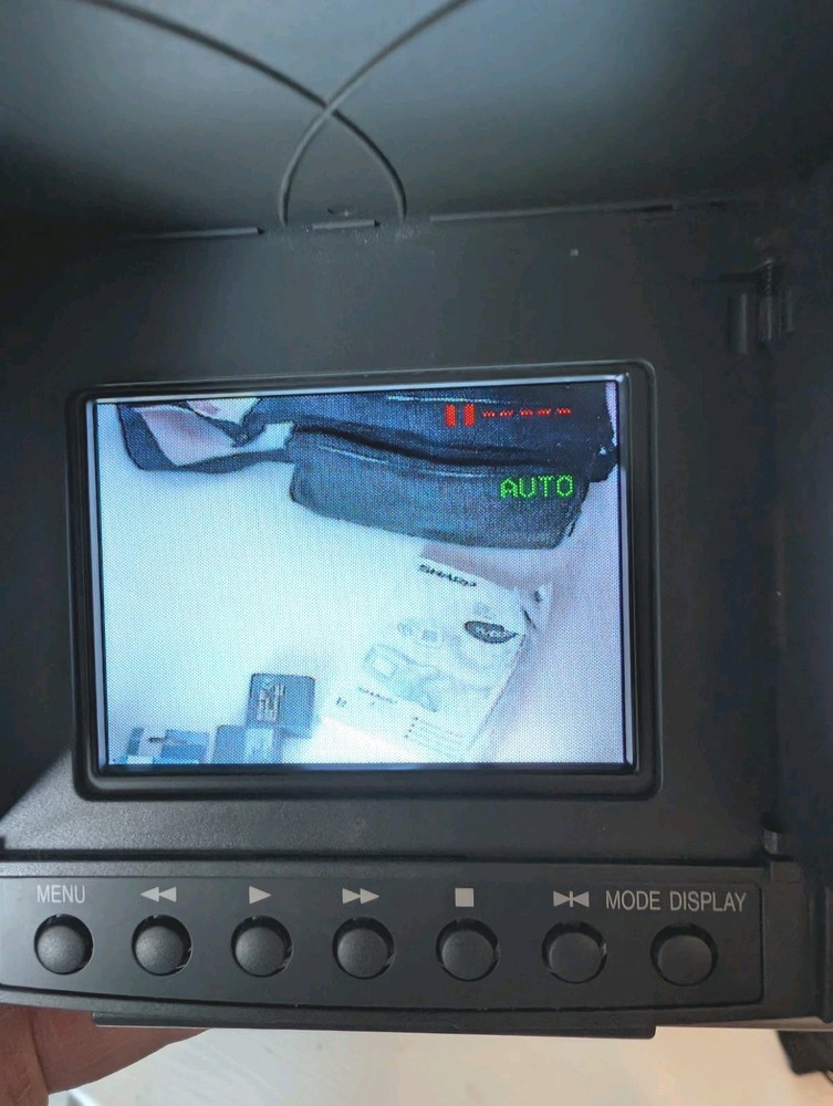 Sharp Viewcam VL-E630S camcorder Video recorder with extras– Tested working
