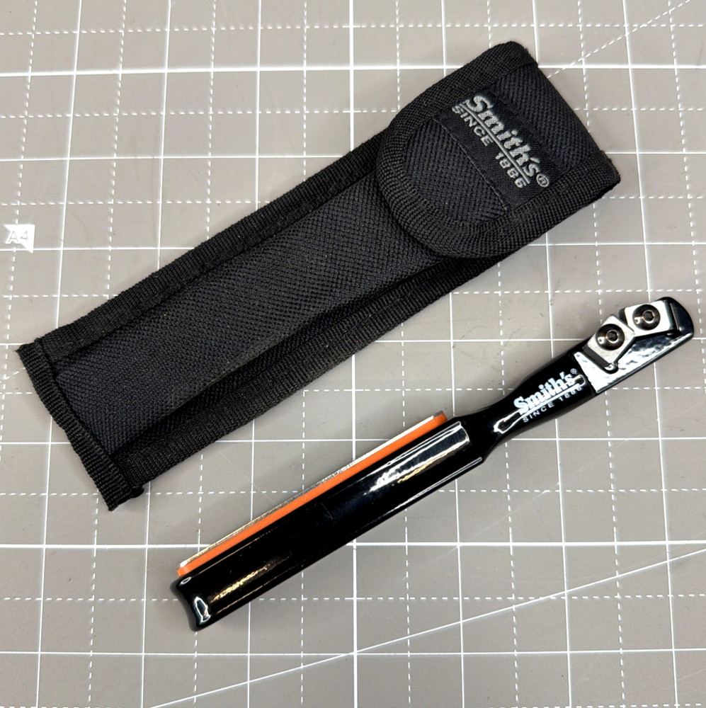 SMITH'S EDGE STICK Knife & Broad Head Sharpener with Protective Sheath