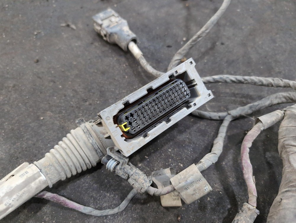 Peterbilt 579 Wiring Harness, Cab - Used