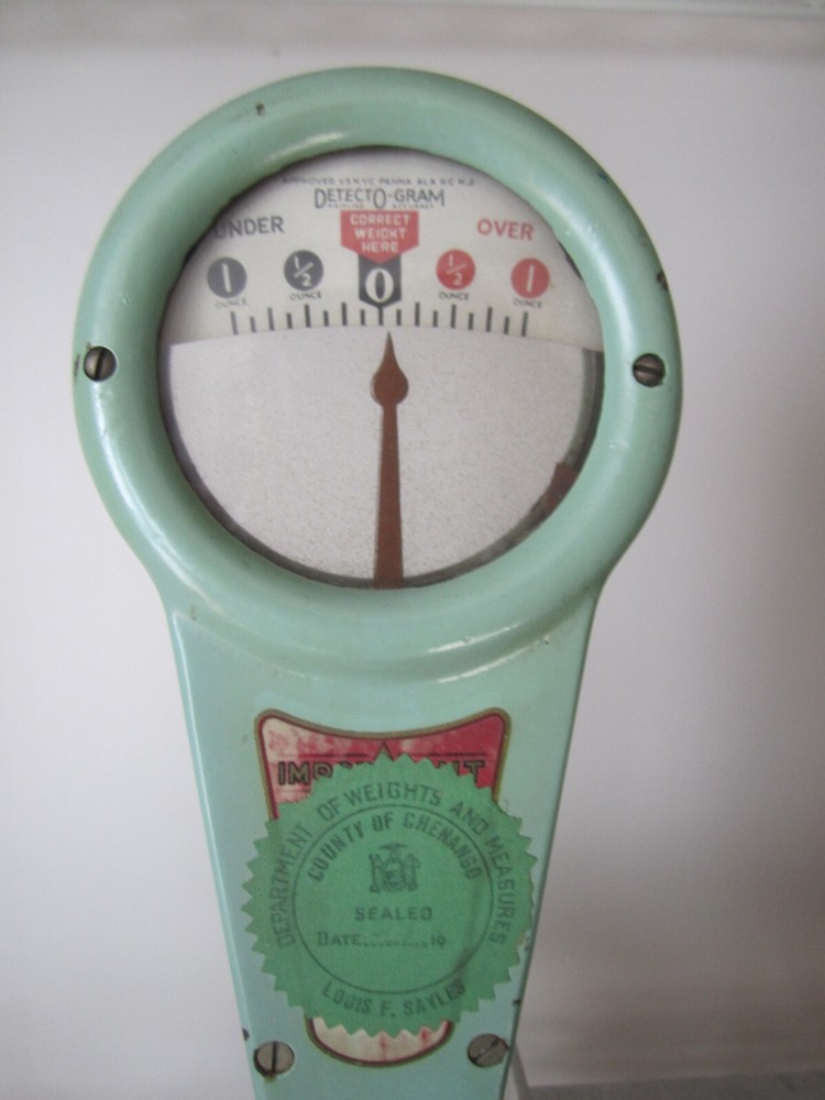 Antique balance scale - "Detecto-Gram"