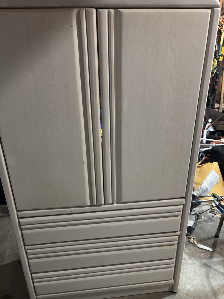 White Wash Wood Finish