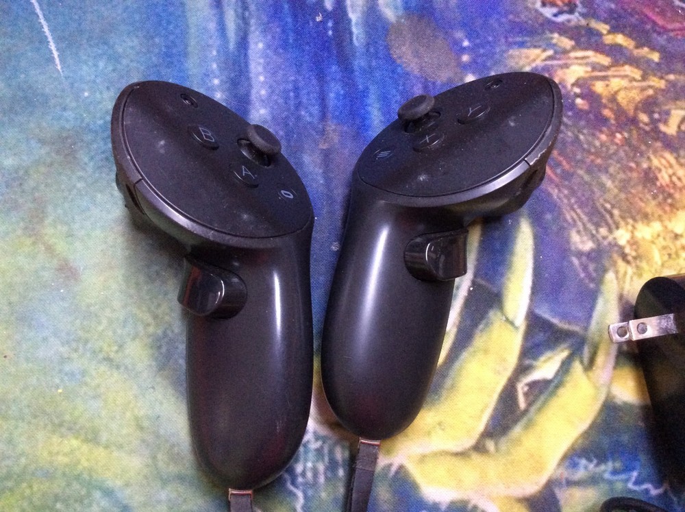 Meta Quest Pro Controllers Left and Right Pair Only With Charger.
