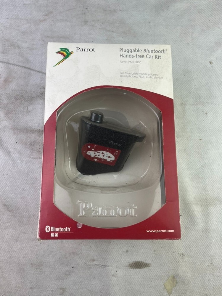 Parrot PF250009AA Pluggable Bluetooth Hands-free Car Kit