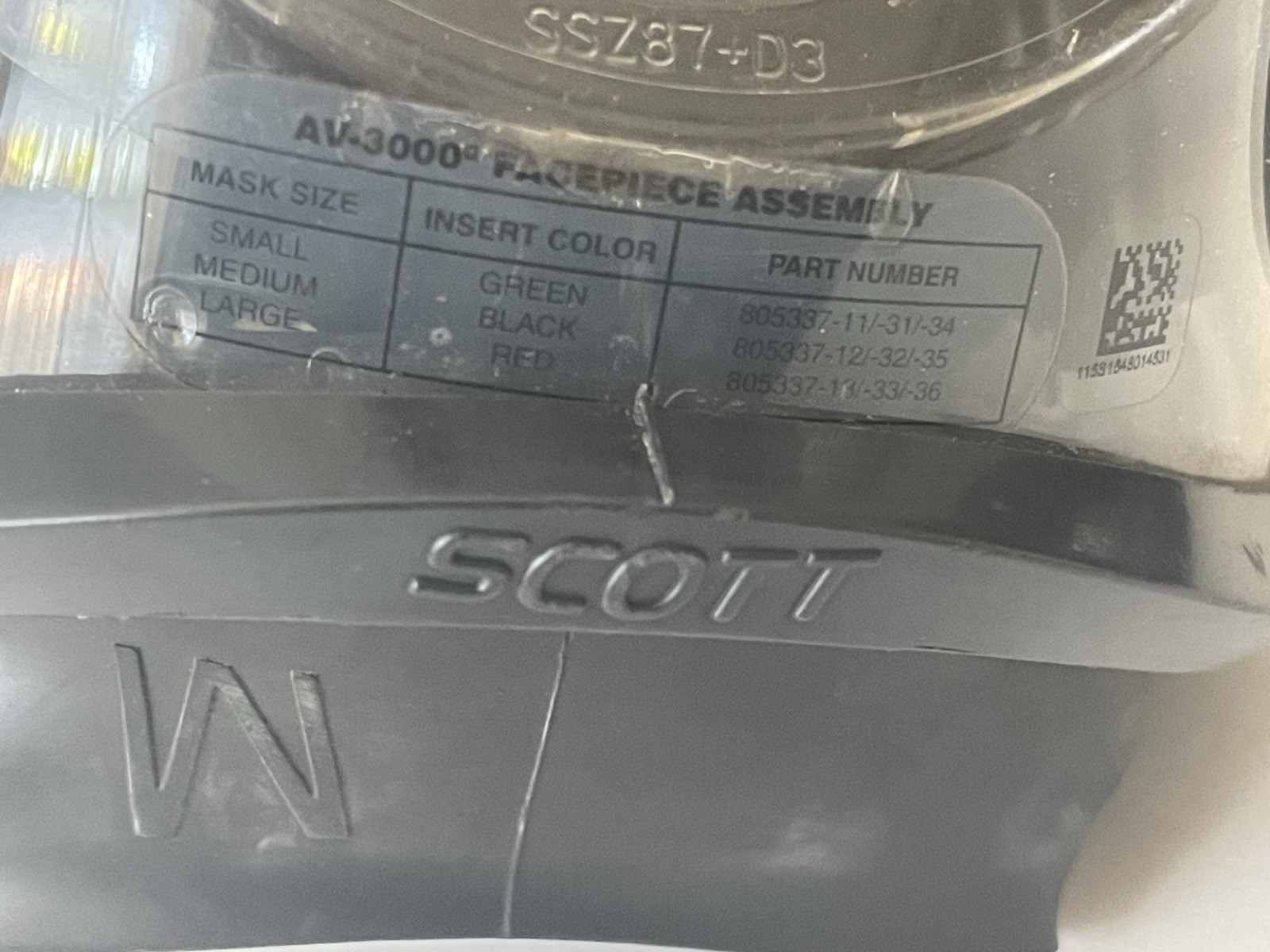 Scott AV-3000 MEDIUM Firefighter Mask w/KEVLAR 5 Point Headnet USED