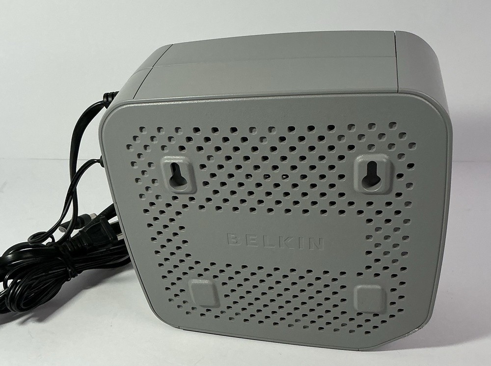 Belkin Battery Backup Unit Model BU3DC001-12V Lights Up Untested